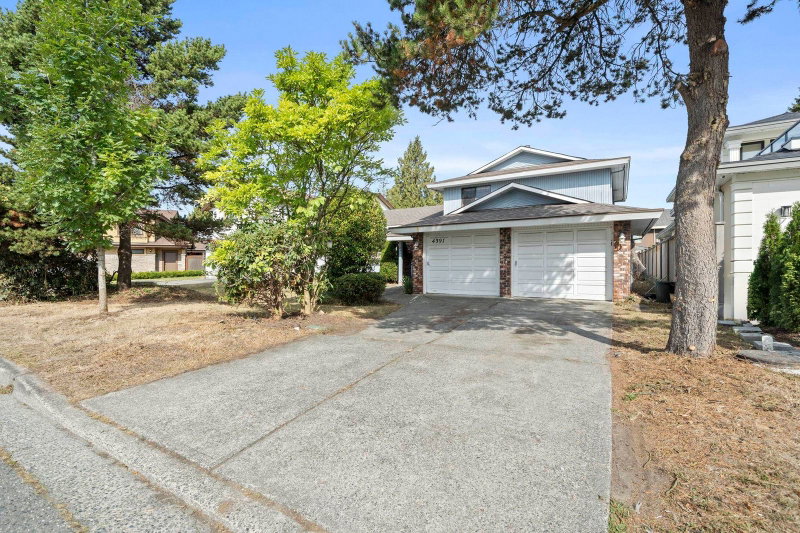 4391 Deerfield Crescent
