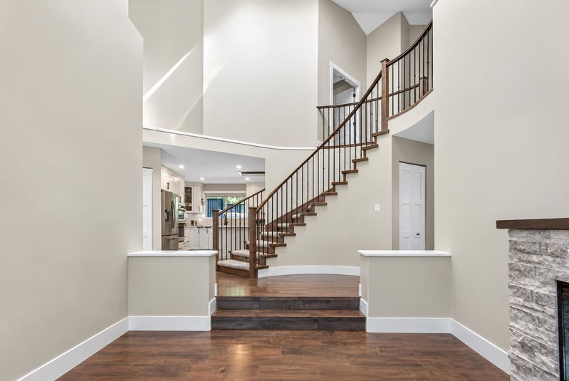 2909 Meadowvista Place