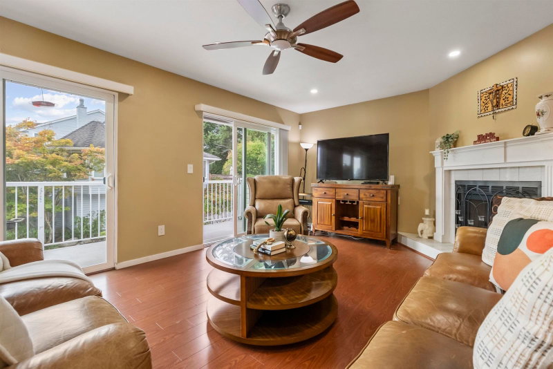 101 - 1180 Falcon Drive