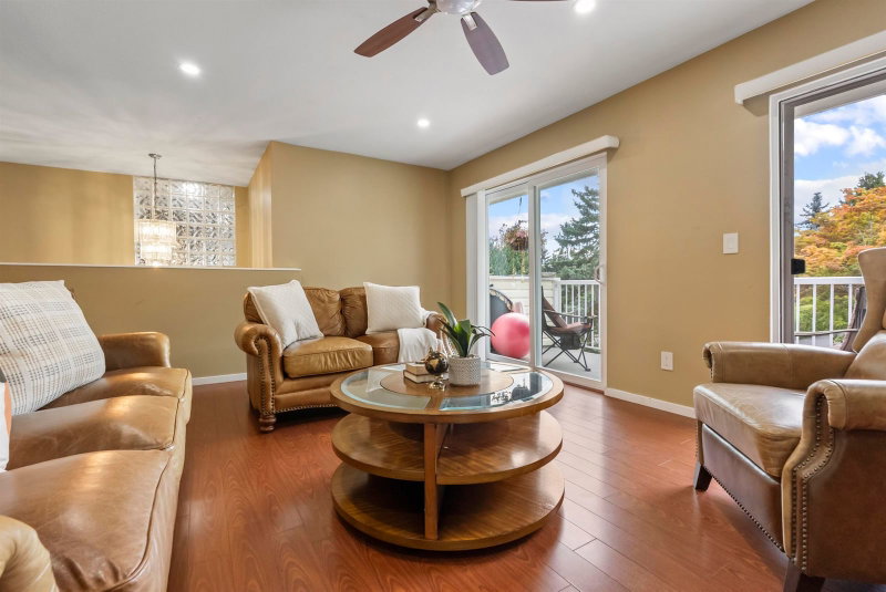 101 - 1180 Falcon Drive