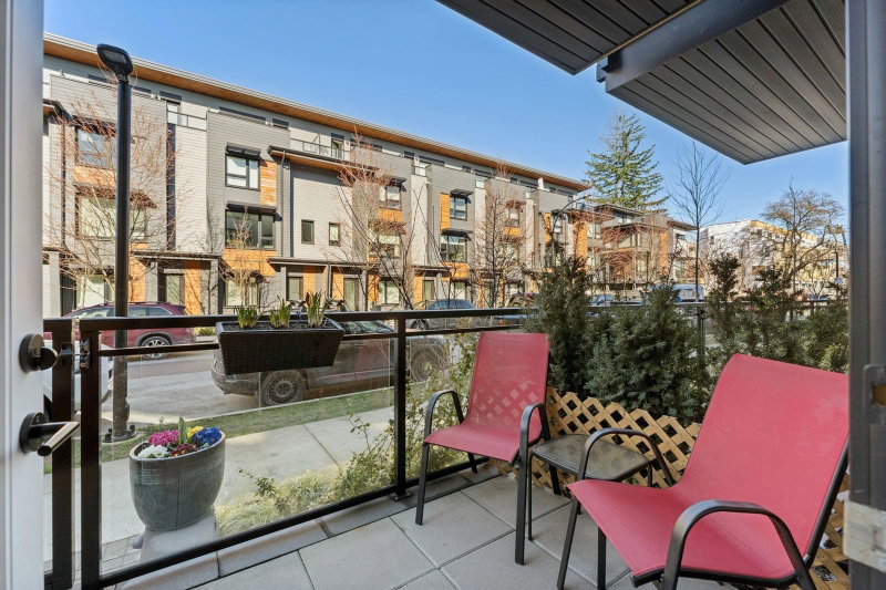142 - 545 2nd Street E