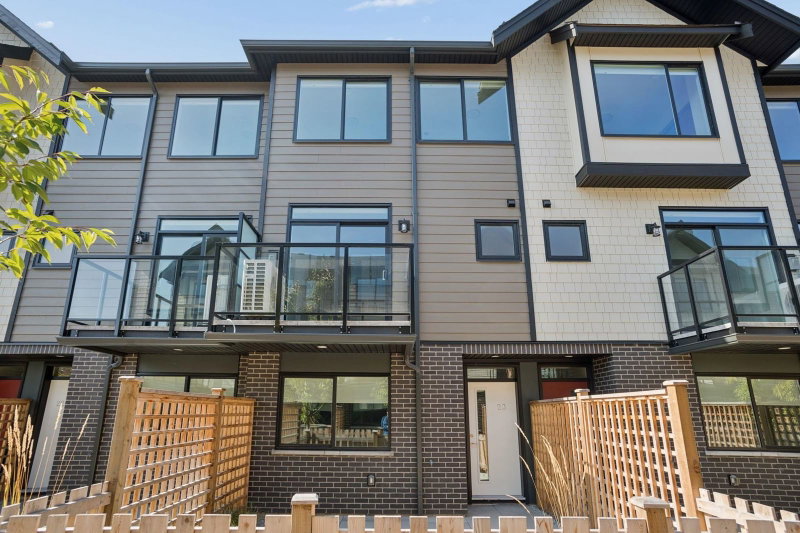 23 - 4337 Boundary Road