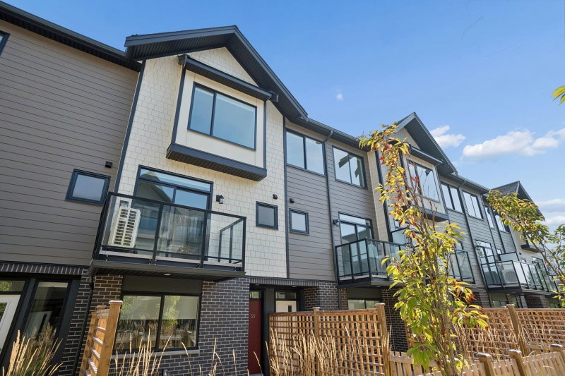35 - 4337 Boundary Road