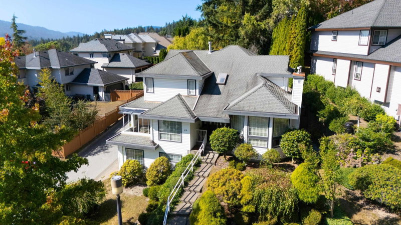 13 Timbercrest Drive