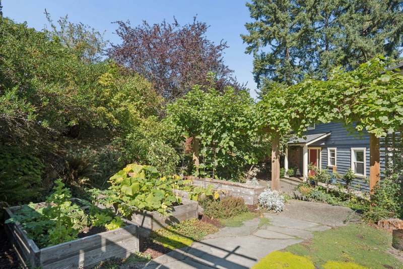 965 Village Drive