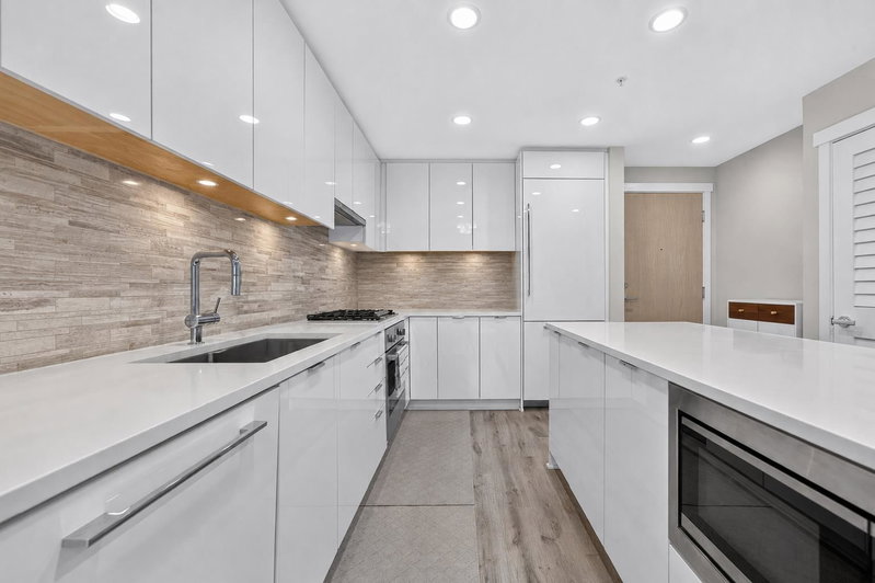 307 - 9233 Odlin Road