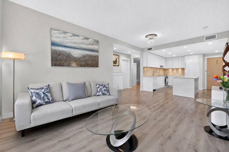307 - 9233 Odlin Road