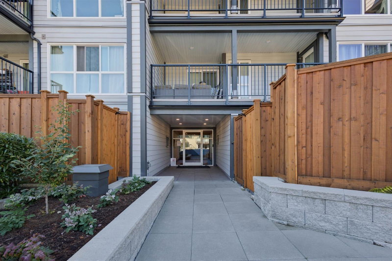 312 - 808 8th Avenue E