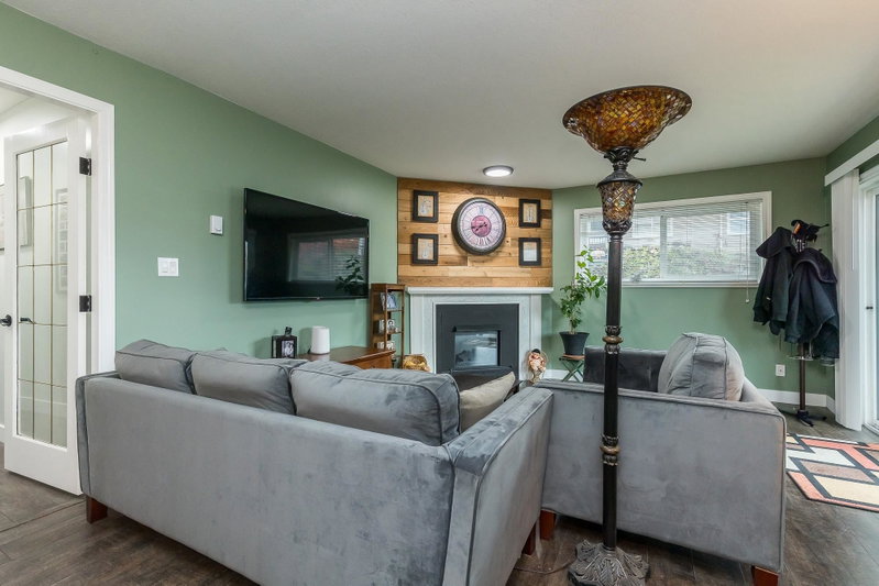 101 - 46033 Chilliwack Central Road