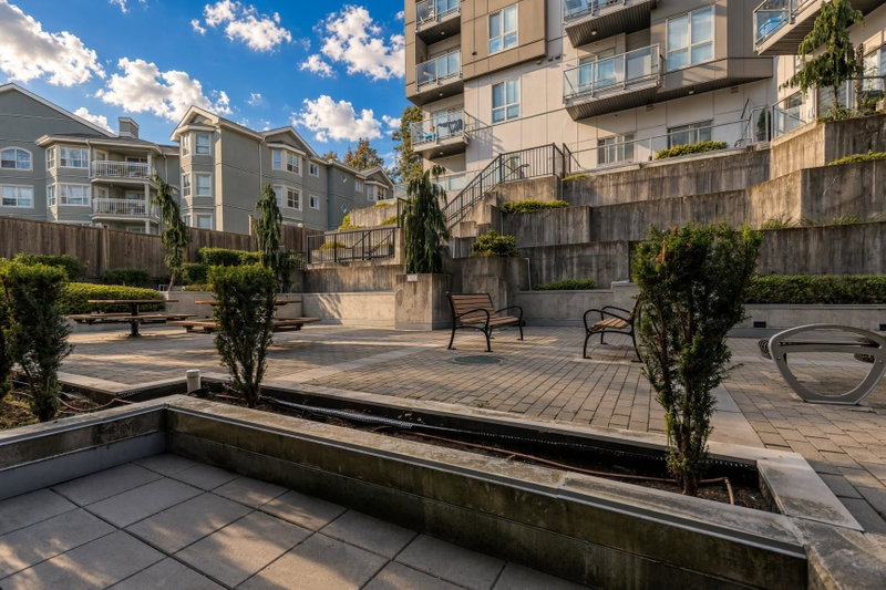 B107 - 9689 140th Street