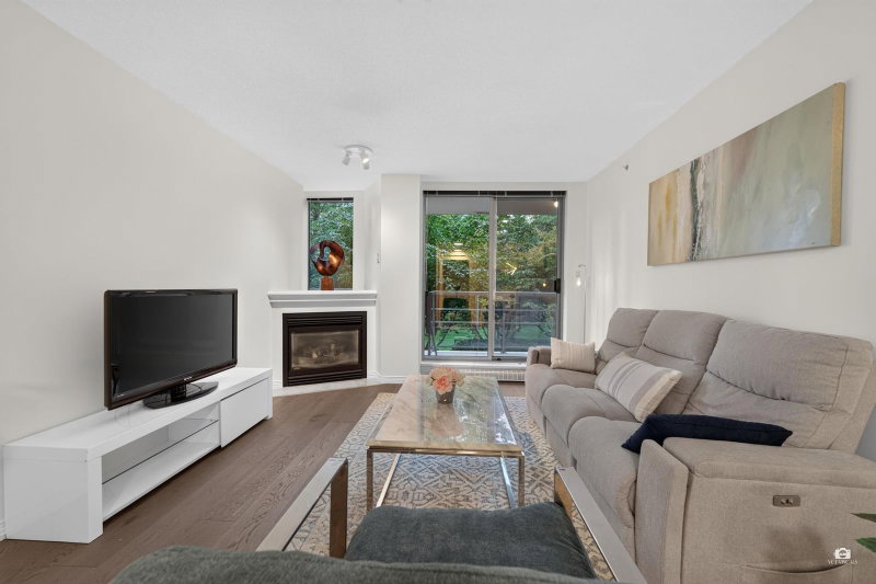 202 - 5639 Hampton Place