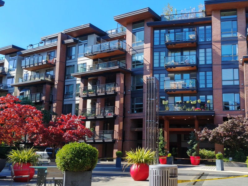226 - 723 3rd Street W