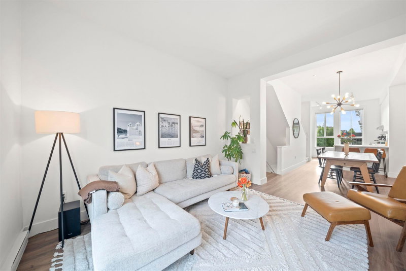 46 - 4656 Orca Way