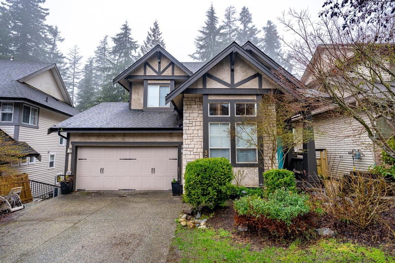 30 Hawthorn Drive