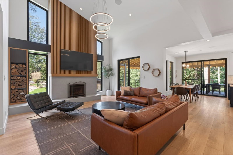 1604 Joan Audrey Lane