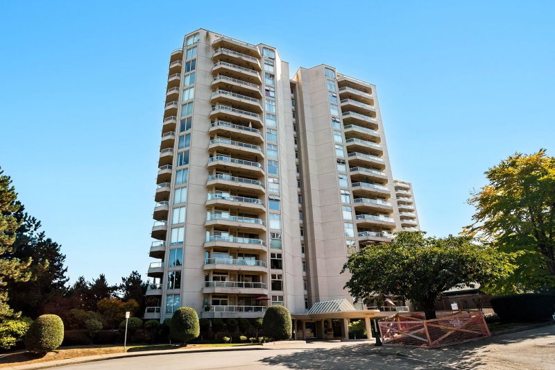 1801 - 71 Jamieson Court