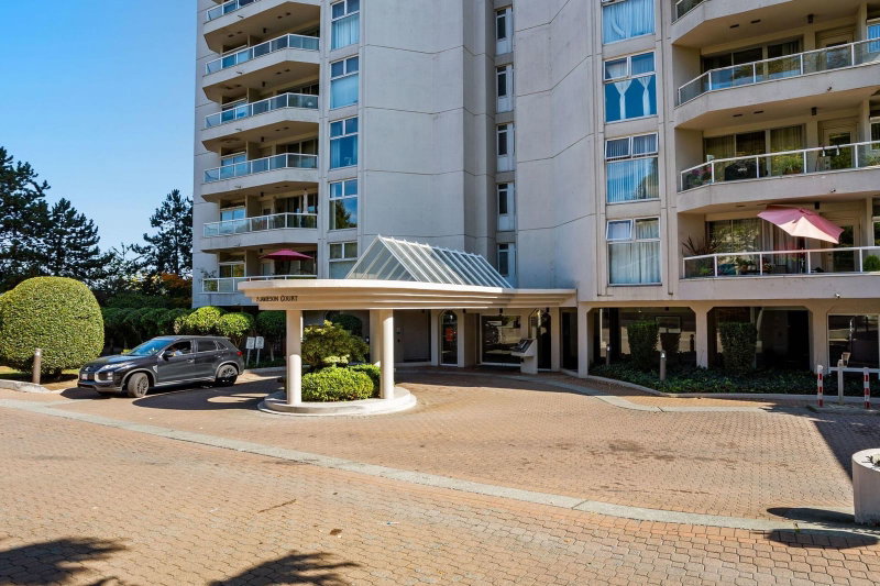 1801 - 71 Jamieson Court