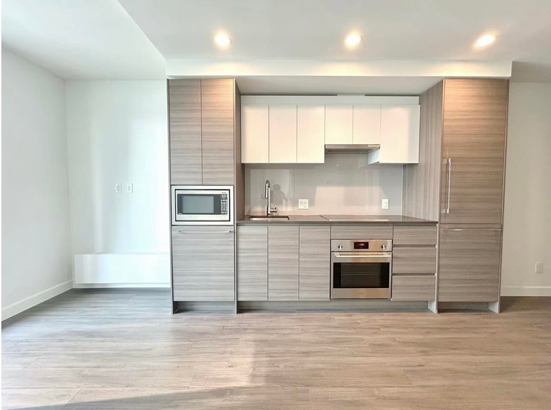 13xx - 13655 Fraser Highway