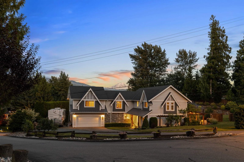 36148 Dawn Crescent