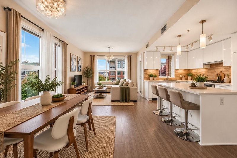 311 - 9551 Alexandra Road
