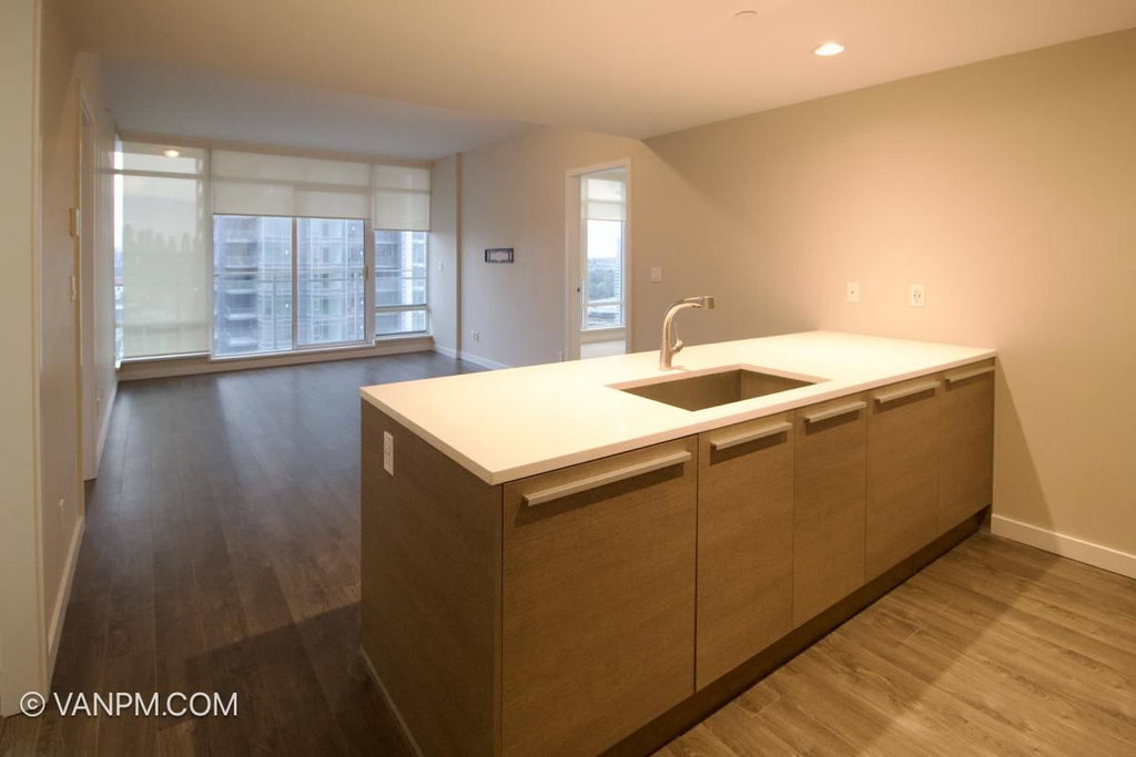 2409 - 4485 Skyline Drive 4