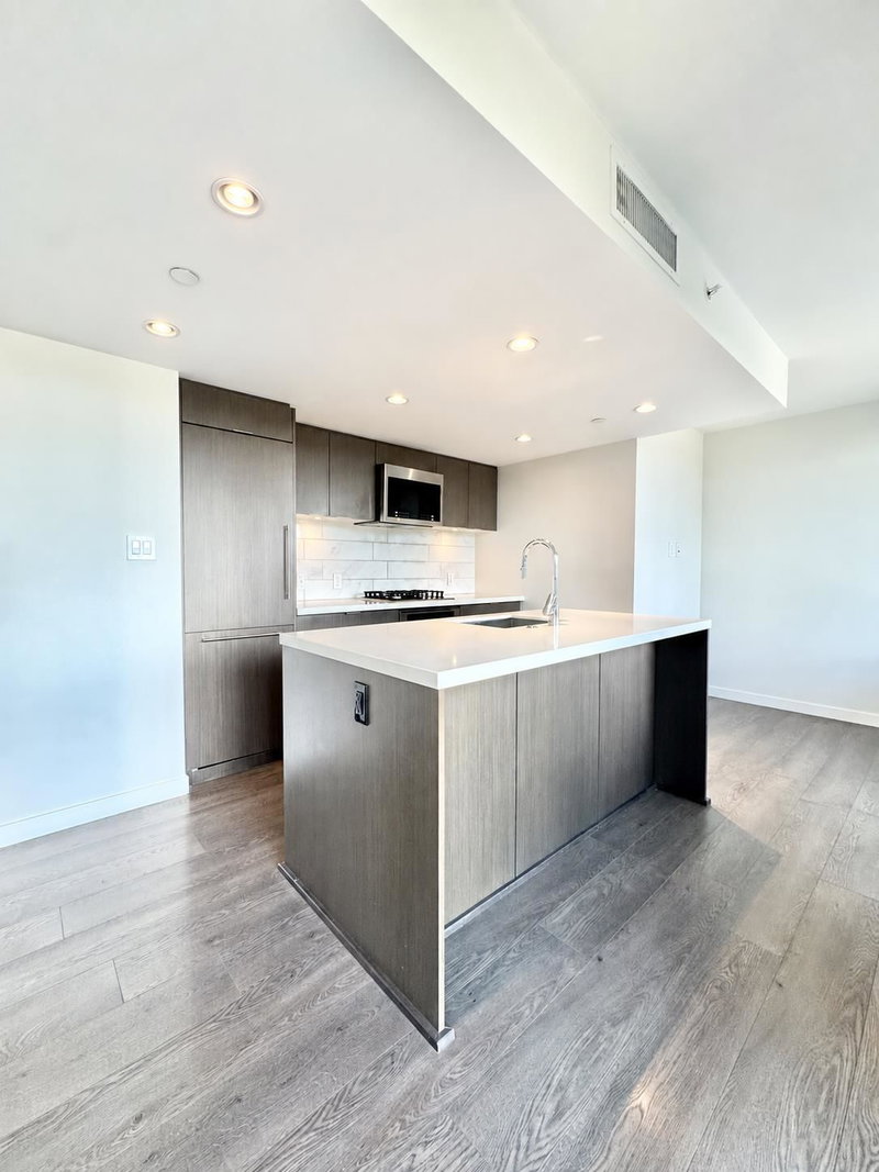 5XX - 8189 Cambie Street
