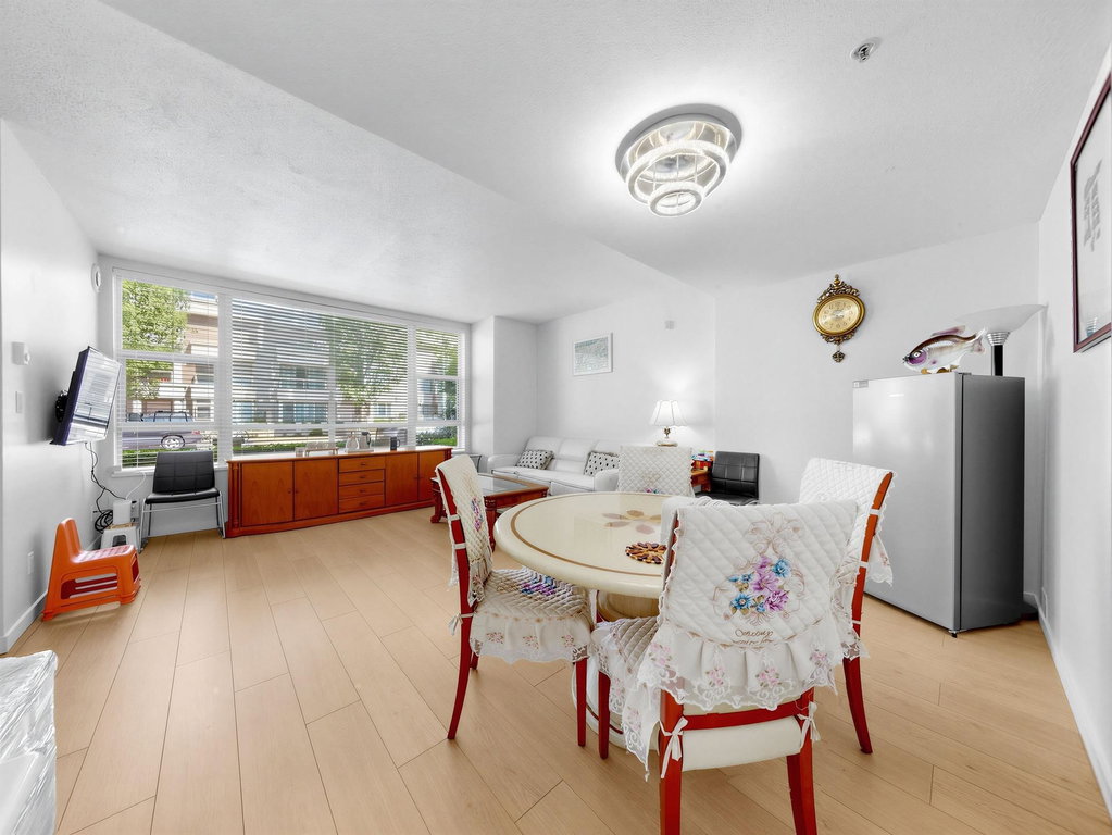 8268 Saba Road 3