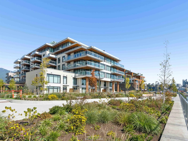 302 - 777 Harbour Way