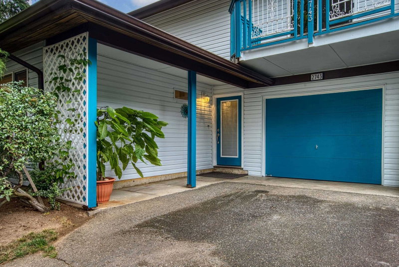 2743 Sandon Drive