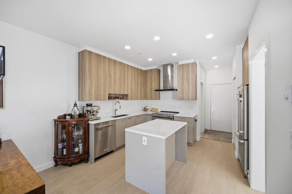 3xx - 7588 16th Street 2