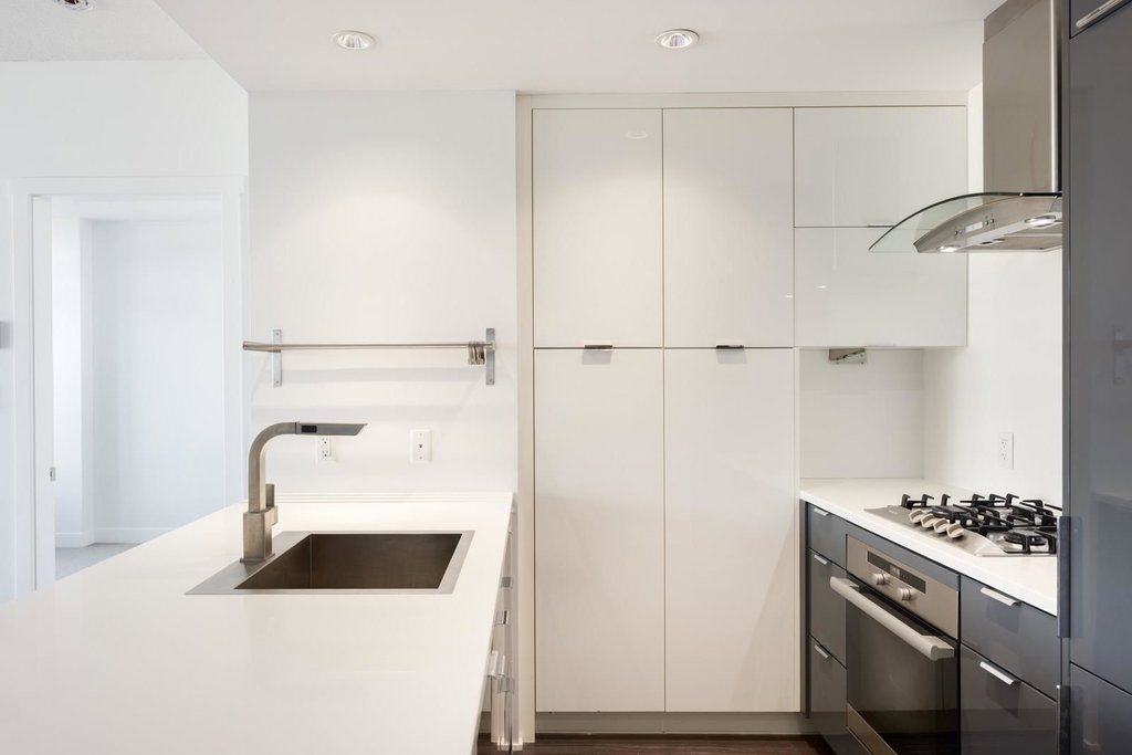 631 - 1777 7th Avenue W 2