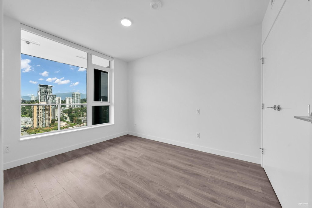 21XX - 318 Alderson Avenue 4
