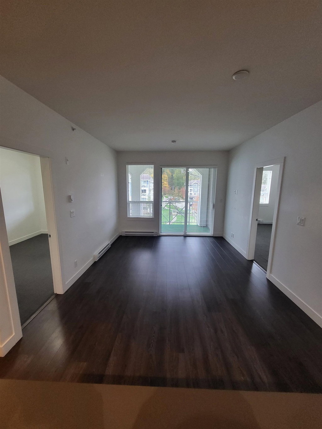 402 - 16398 AVENUE 64 Avenue 3