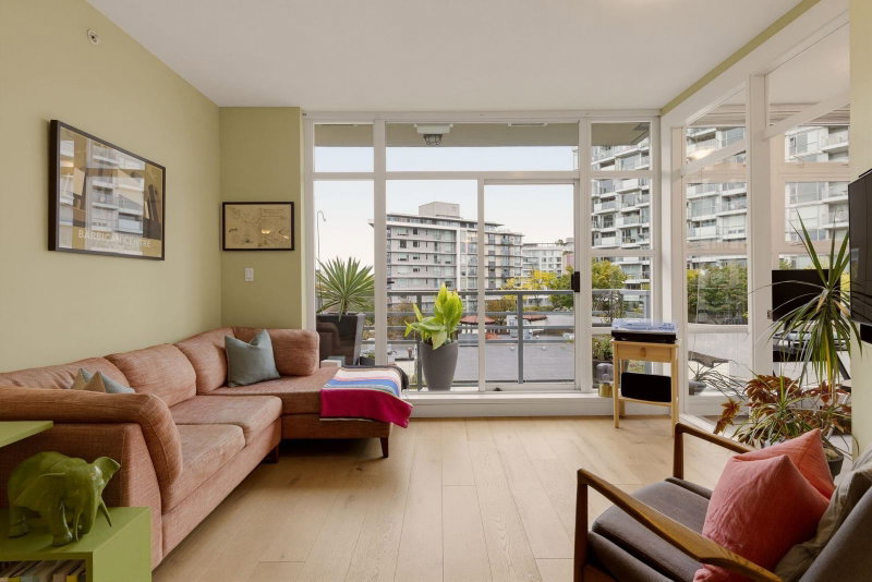 510 - 298 11th Avenue E