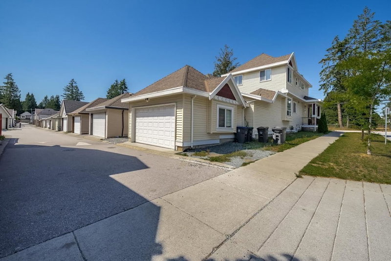 Upper - 12898 60th Ave