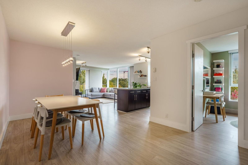 1208 - 660 Nootka Way
