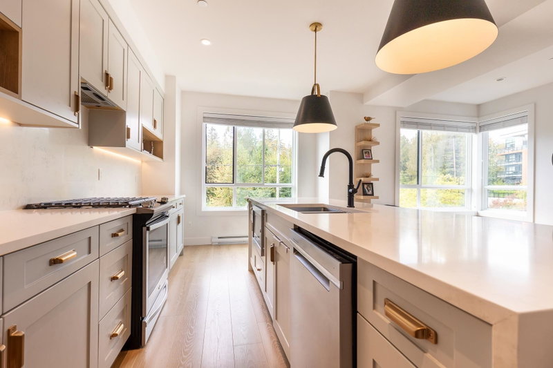 9 - 5476 Brydon Crescent