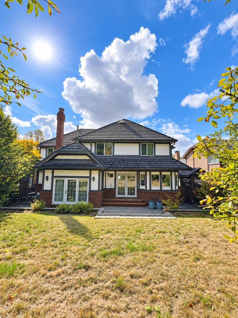 1590 Glen Abbey Drive
