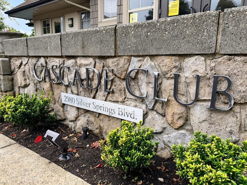 212 - 2958 Silver Springs Boulevard