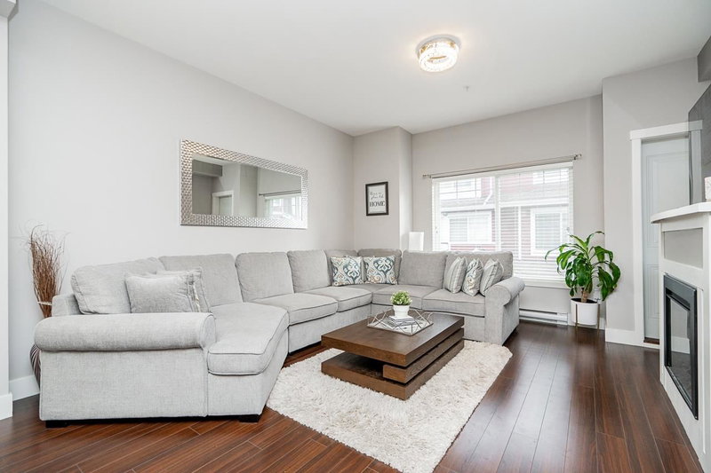 13 - 2183 Prairie Avenue