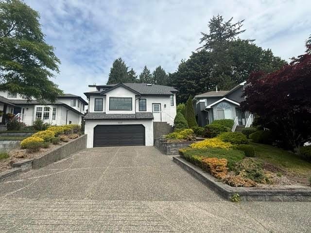 3337 Abbey Lane
