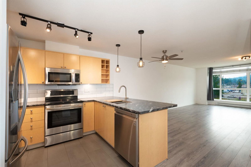 312 - 3136 St Johns Street