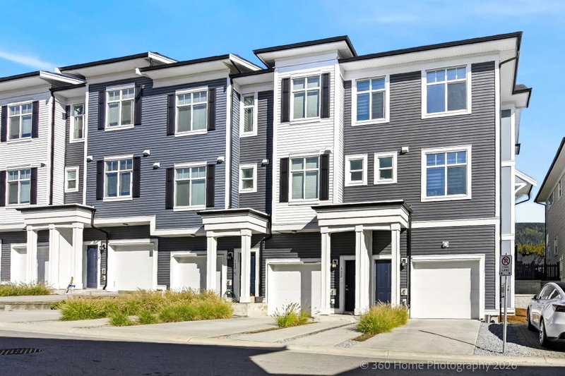 122 - 3565 Baycrest Avenue