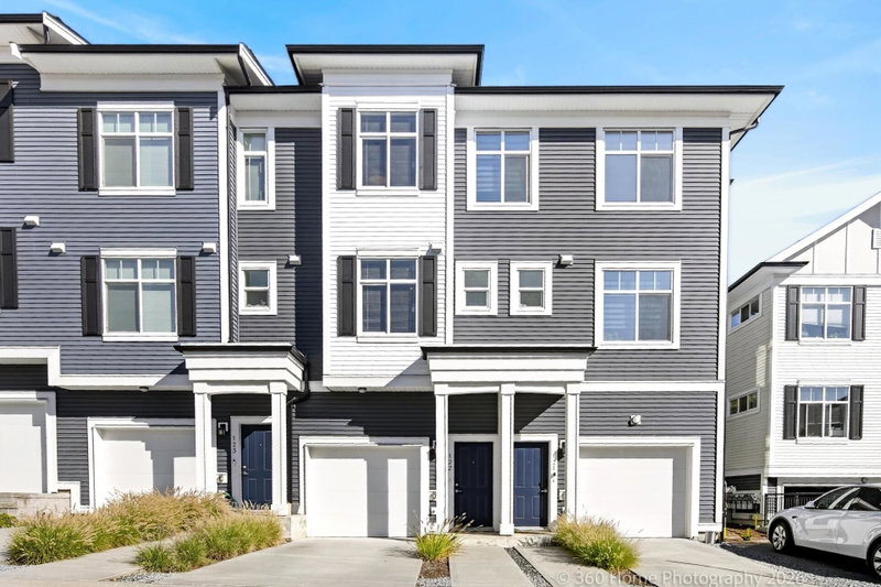 122 - 3565 Baycrest Avenue