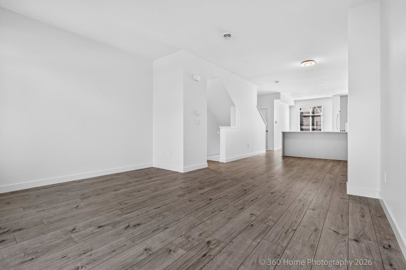 122 - 3565 Baycrest Avenue
