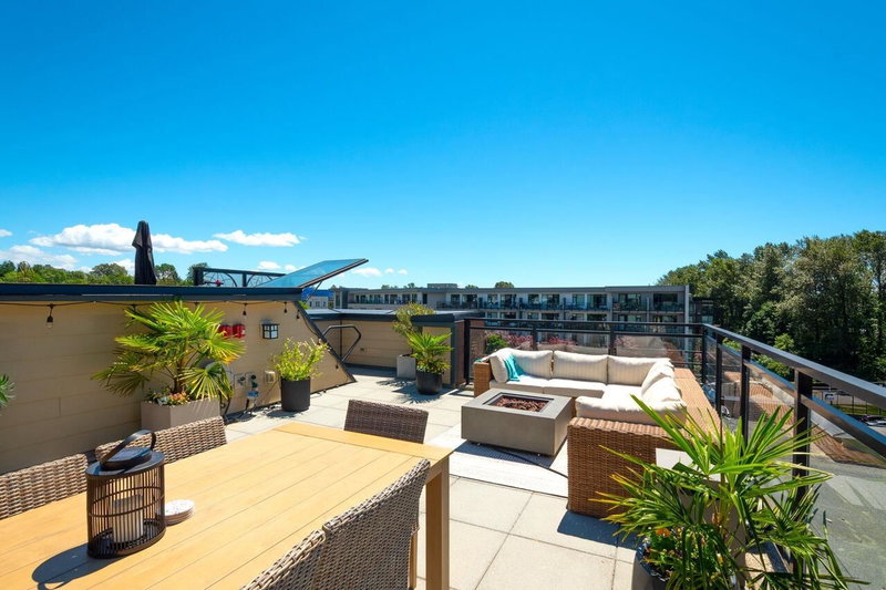 417 - 733 14th Street W