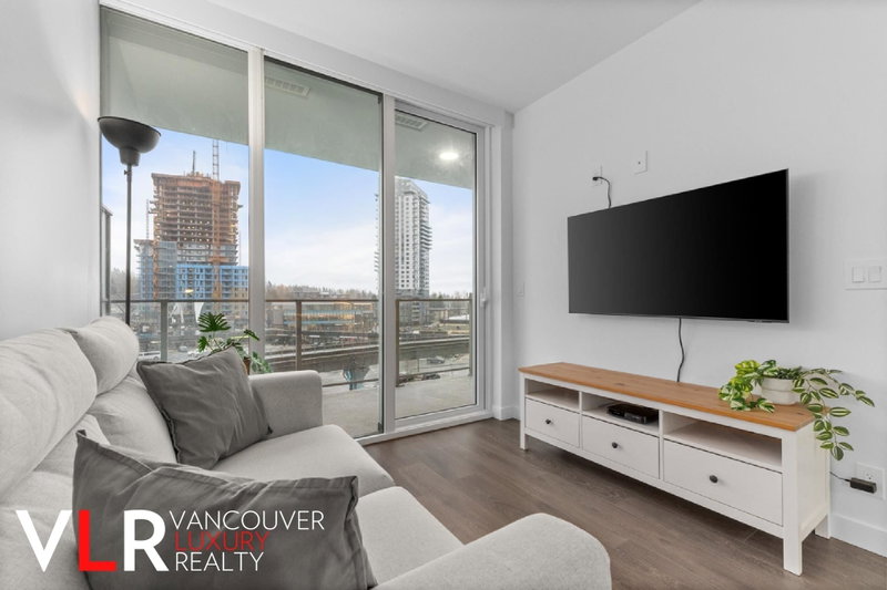 408 - 567 Clarke Road