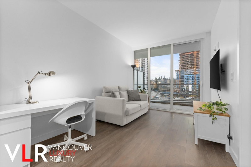 408 - 567 Clarke Road