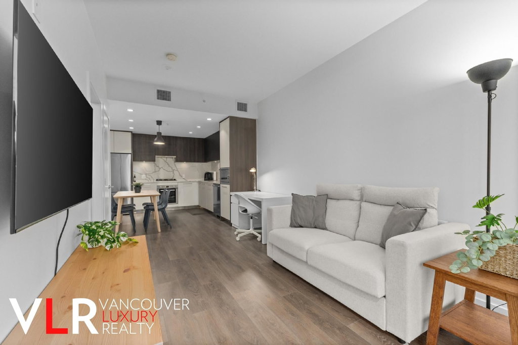 408 - 567 Clarke Road 5