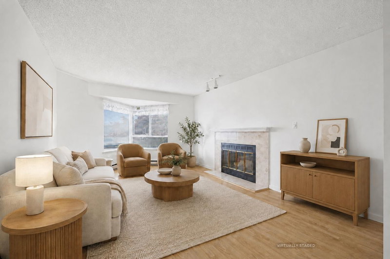 411 - 1215 Lansdowne Drive